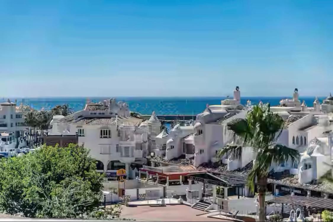 Apartamento Superior Alay En Puerto Marina Playa Benalmadena Bagian luar foto