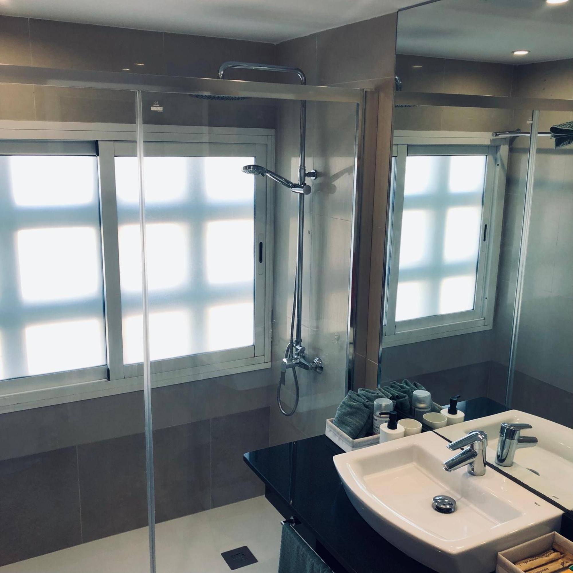 Apartamento Superior Alay En Puerto Marina Playa Benalmadena Bagian luar foto