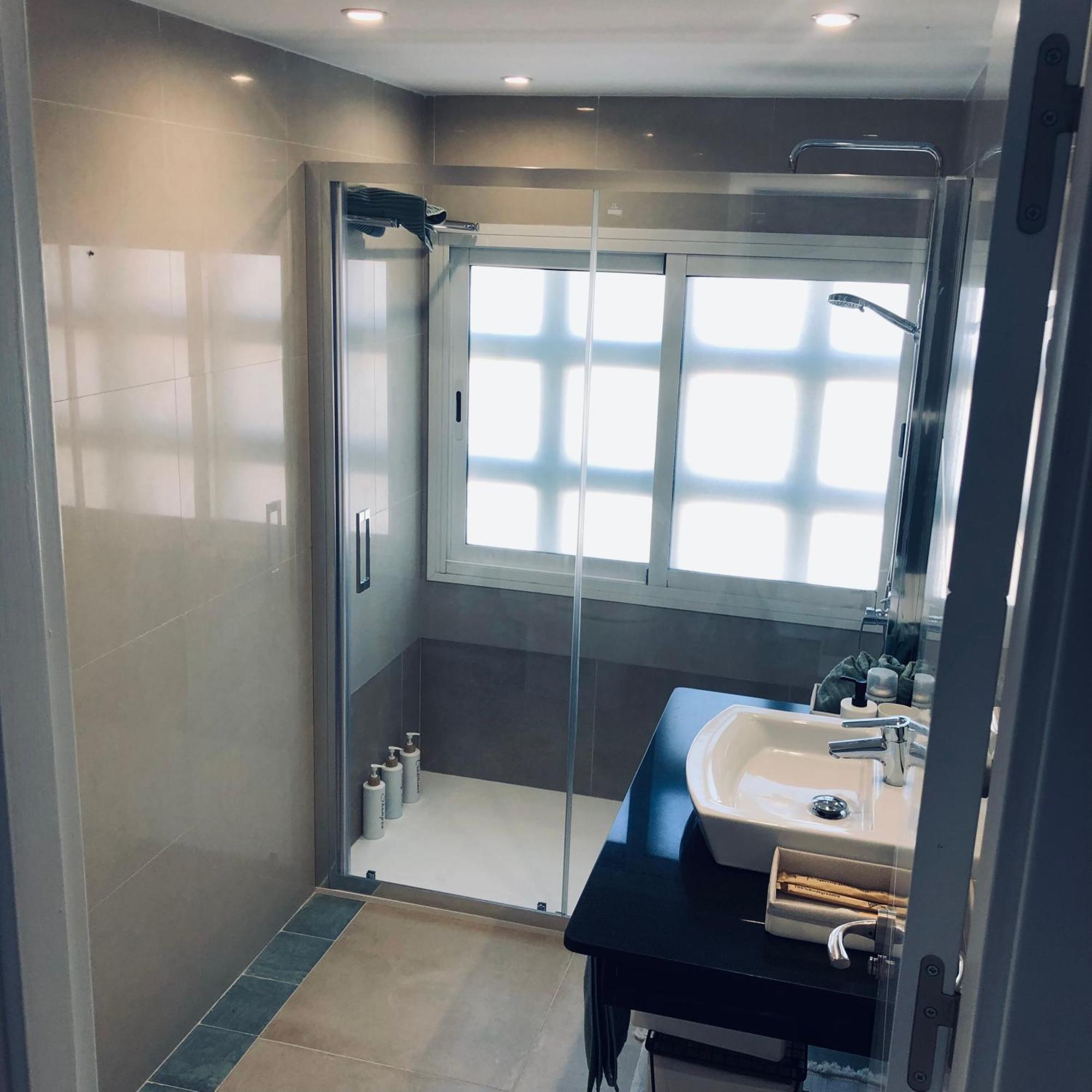 Apartamento Superior Alay En Puerto Marina Playa Benalmadena Bagian luar foto